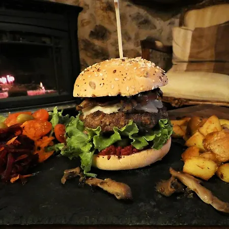 בקתה Chez-judith Boussenac